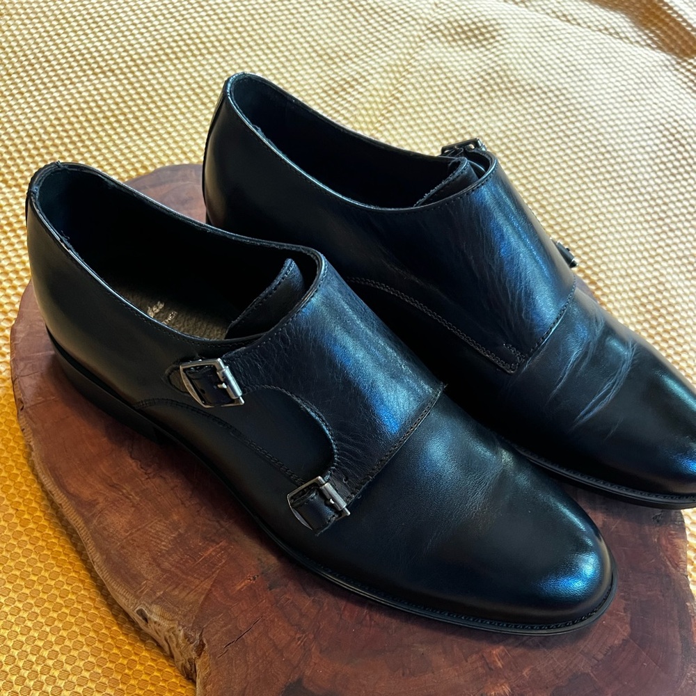 Black Bata soft  Leather Buckled Dress Shoes. Worn Once. Excellent Condition - Picture 2 of 5